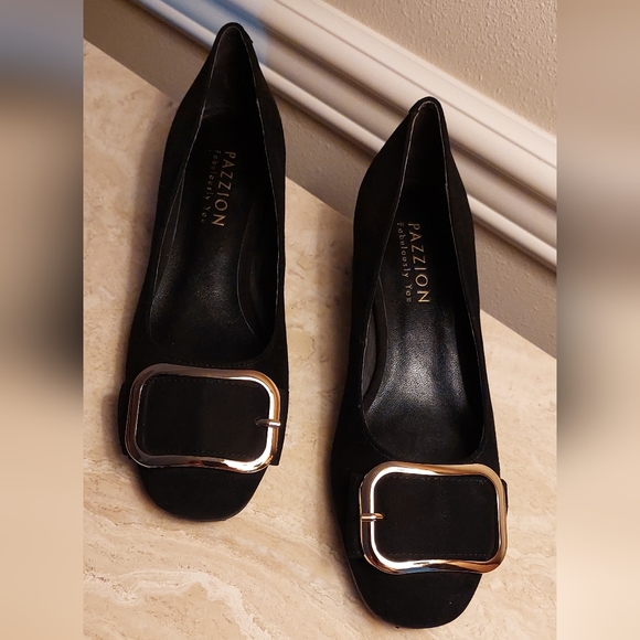 Pazzion Suede Short Block Heels (NWOT) - Picture 2 of 4